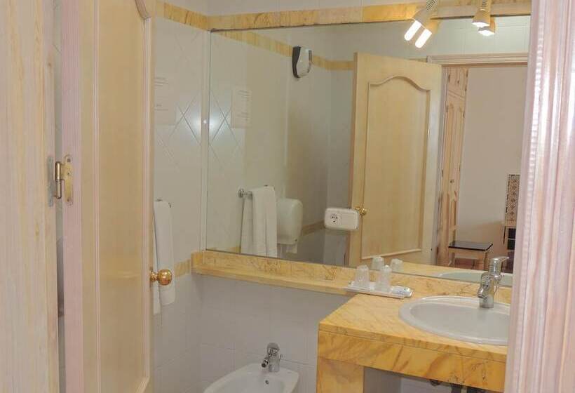 فندق فئة نجمة واحدة Virgen Del Mar Holidays