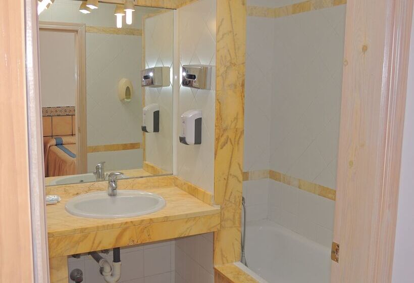 فندق فئة نجمة واحدة Virgen Del Mar Holidays