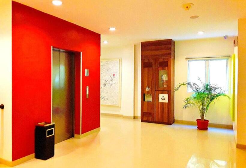 Amaris Hotel Nagoya Hill   Batam