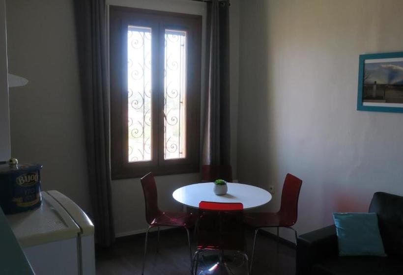 בית מלון כפרי Au Remp'Arts