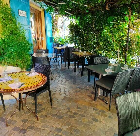 בית מלון כפרי Au Remp'Arts