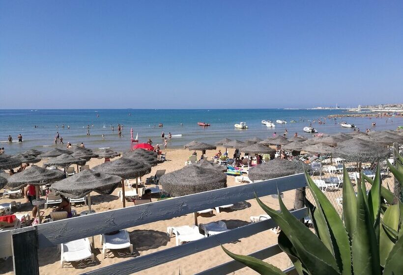 호텔 Baia Del Sole