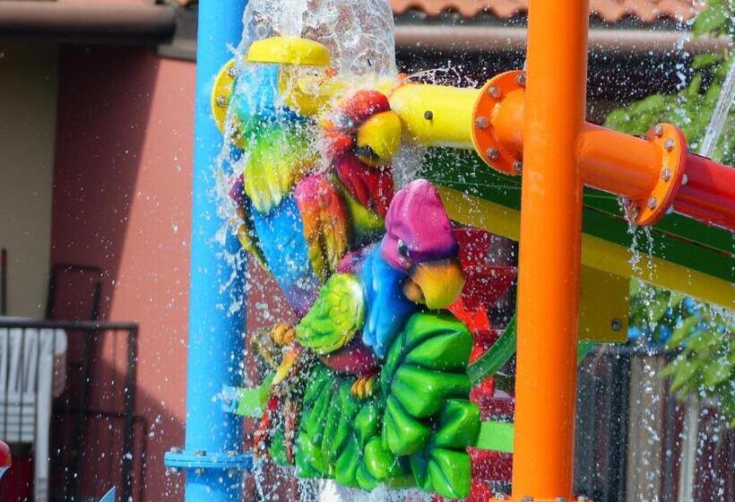 호텔 Belvedere Village