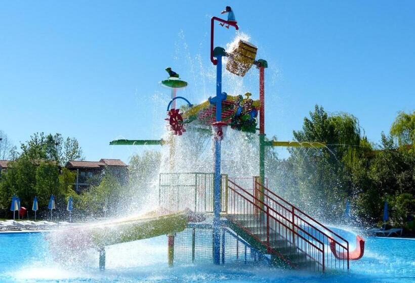 호텔 Belvedere Village