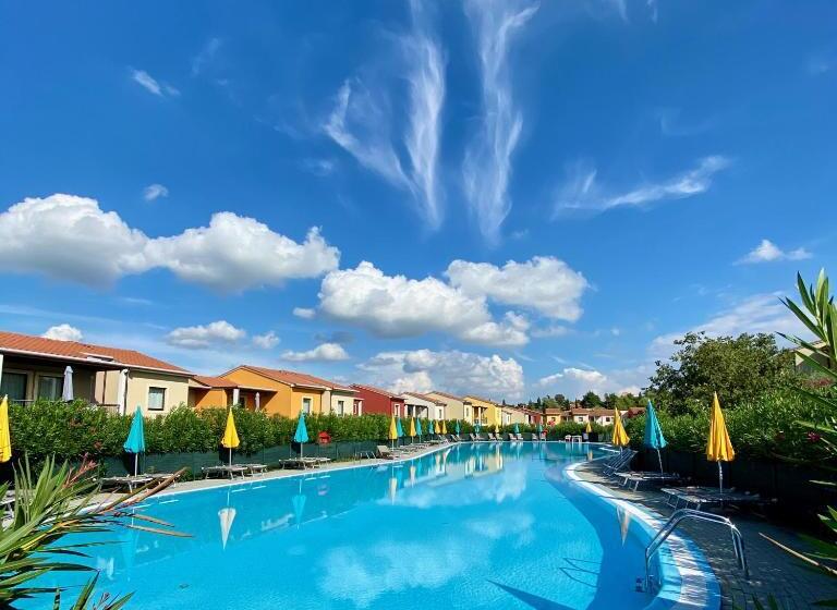 호텔 Belvedere Village