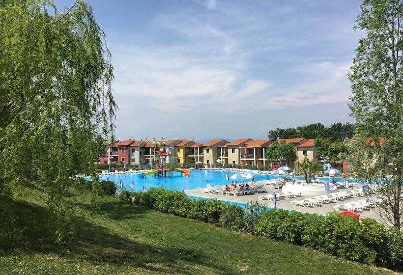 호텔 Belvedere Village