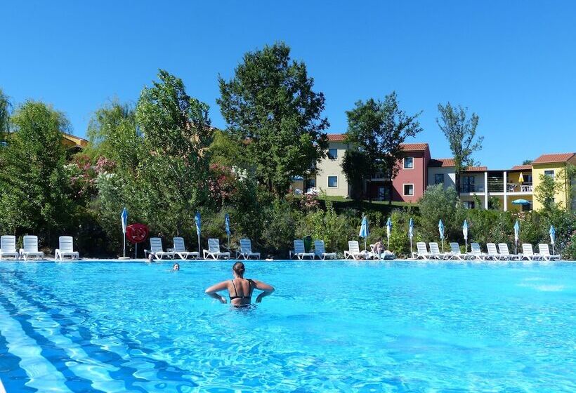 호텔 Belvedere Village