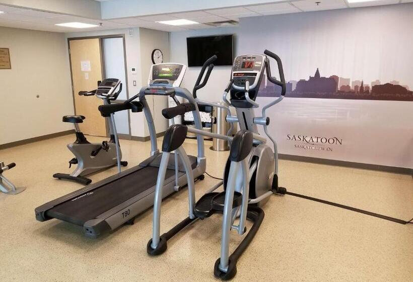 בית מלון כפרי Best Western Plus Airport Inn & Suites