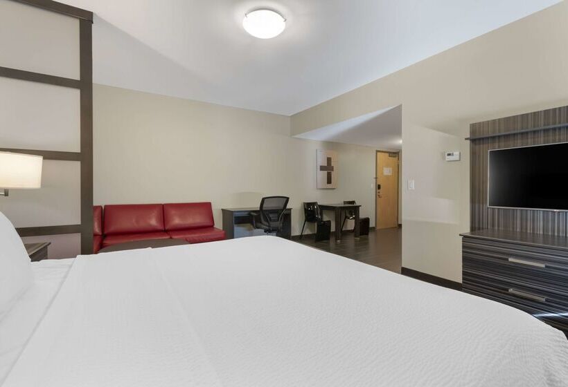 בית מלון כפרי Best Western Plus Airport Inn & Suites