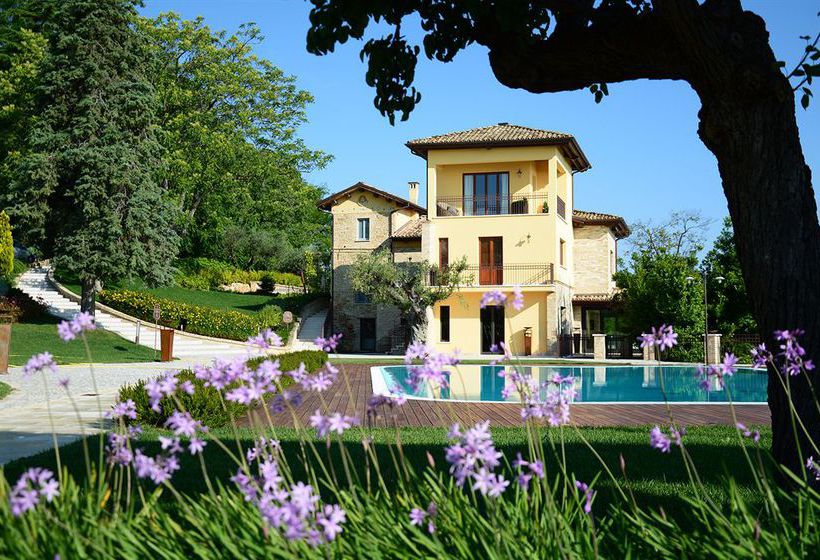 בית מלון כפרי Borgo Fonte Scura