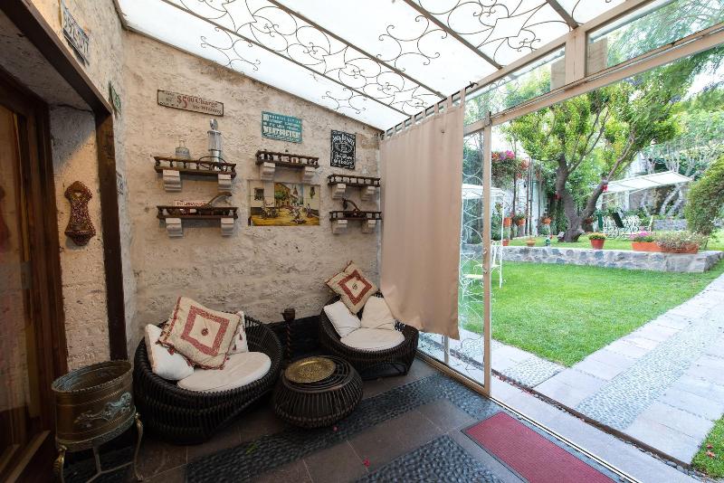 Отель Boutique Villa Elisa