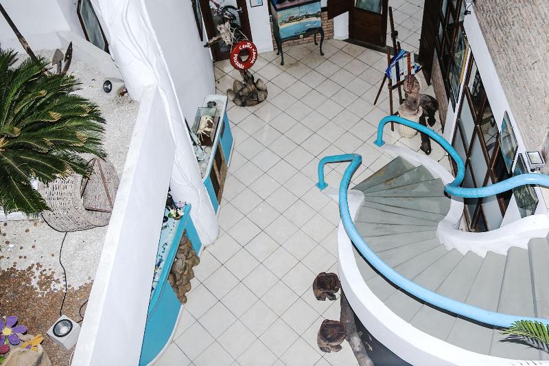 Отель Capitao N Areia Pousada