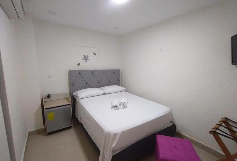 هتل Carolina Del Mar