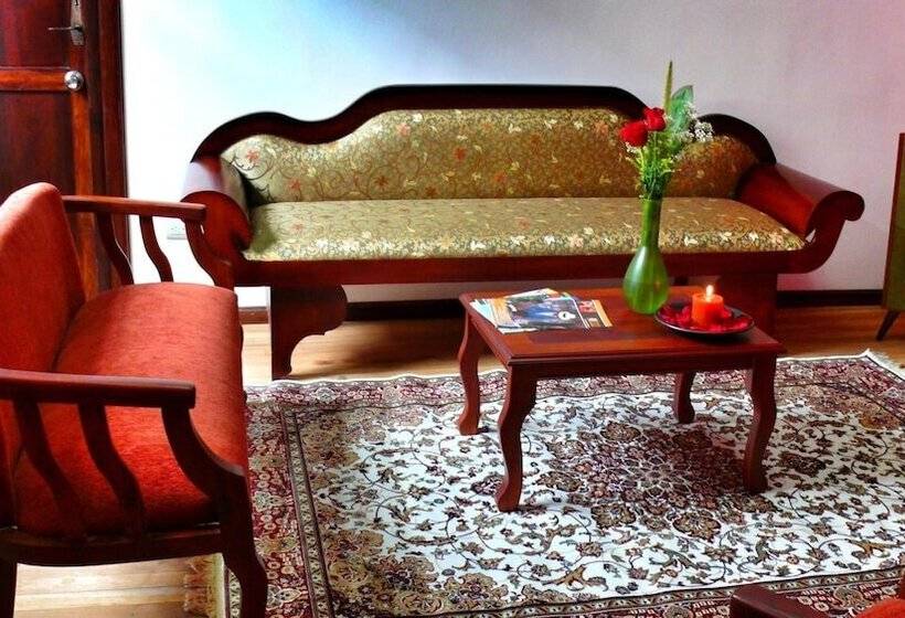 فندق Casa De Las Rosas