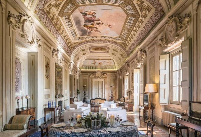 호텔 Castello Di Montegufoni By Posarellivillas