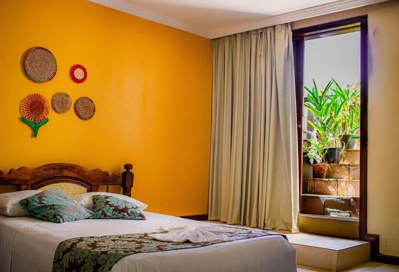 בית מלון כפרי Castelo Beach