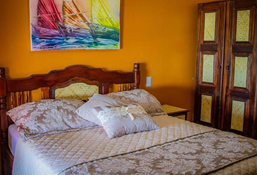 בית מלון כפרי Castelo Beach