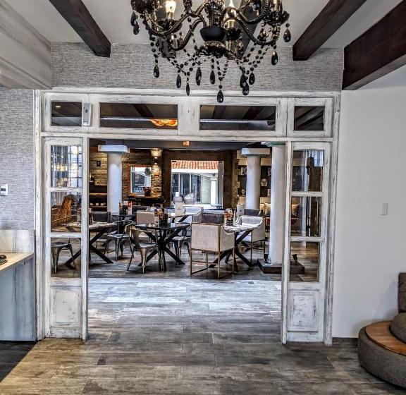 هتل Cedros Inn Boutique