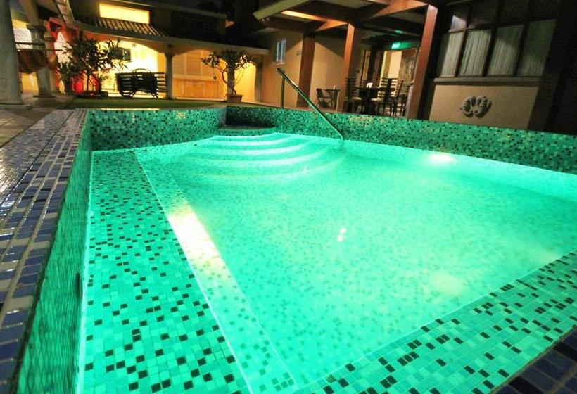 هتل Cedros Inn Boutique