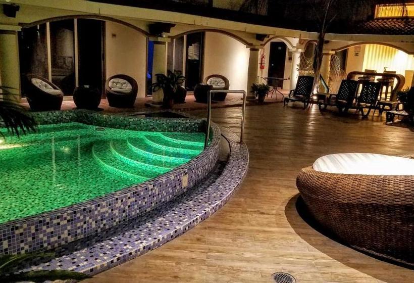 هتل Cedros Inn Boutique