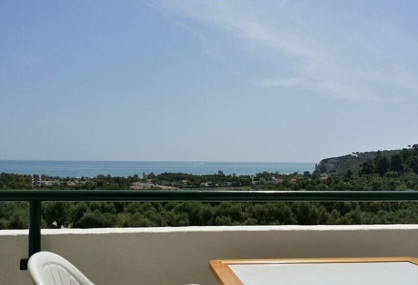 هتل Centro Di Soggiorno Il Belvedere