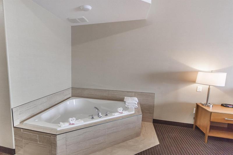 בית מלון כפרי The Kanata Bonnyville