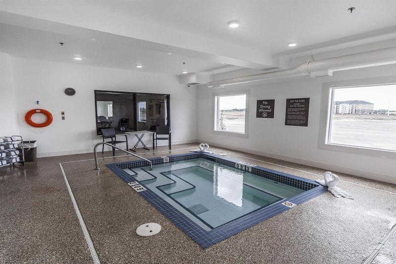 בית מלון כפרי The Kanata Bonnyville