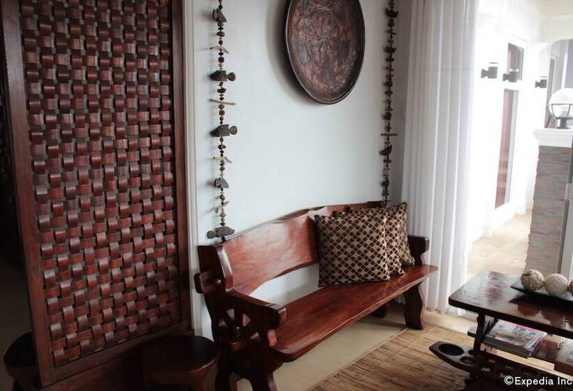 هتل Coron Bancuang Mansion