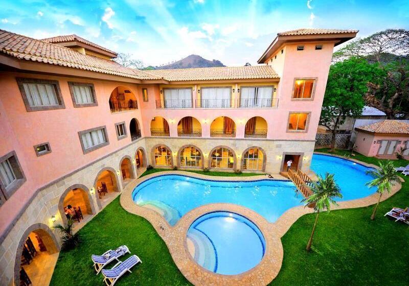 هتل Corto Del Mar