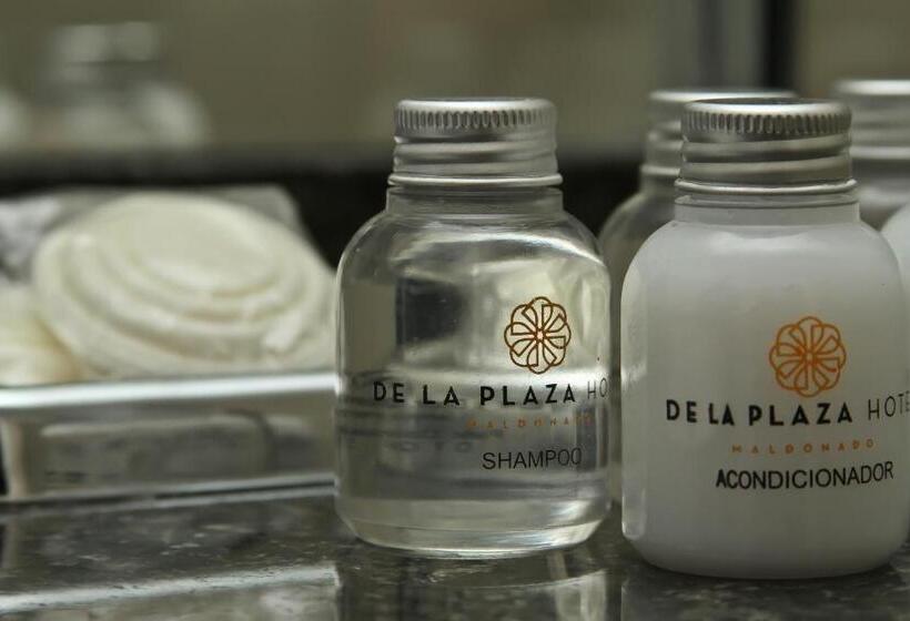 فندق De La Plaza