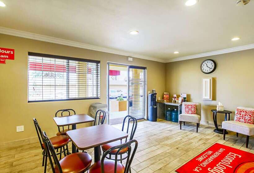 ホテル Econo Lodge San Bernardino I  215