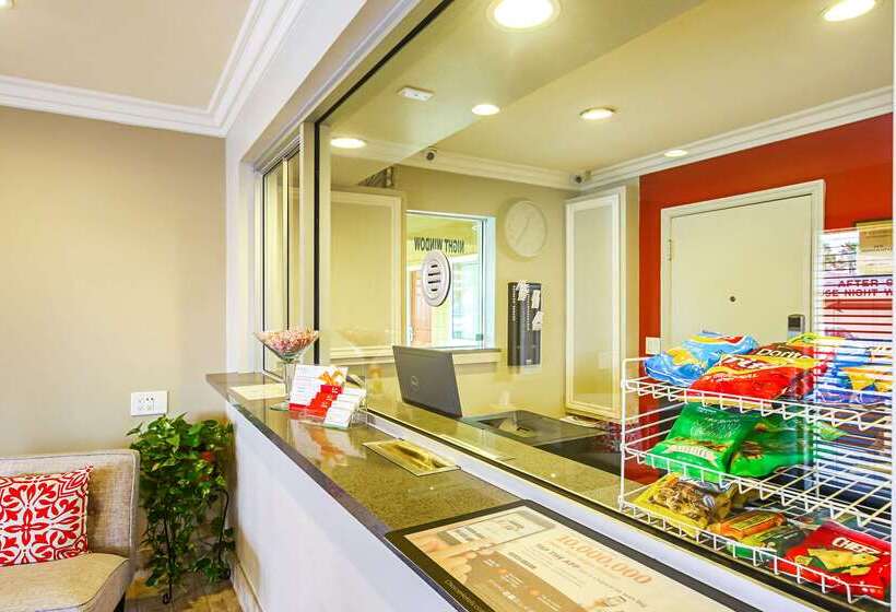 בית מלון כפרי Econo Lodge San Bernardino I  215