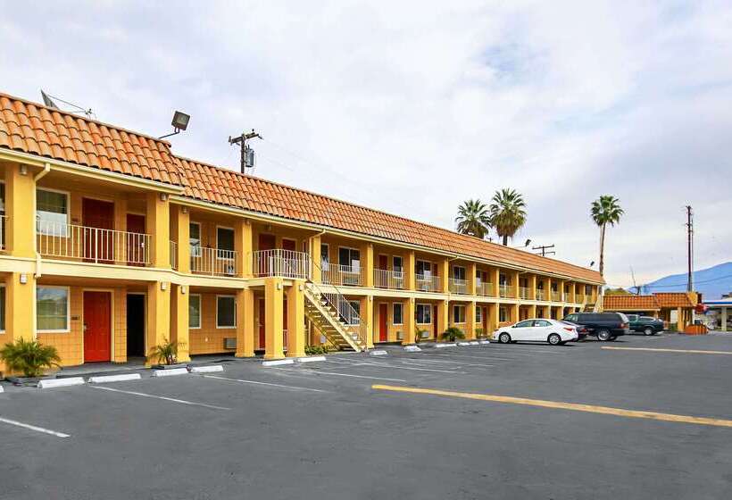 ホテル Econo Lodge San Bernardino I  215