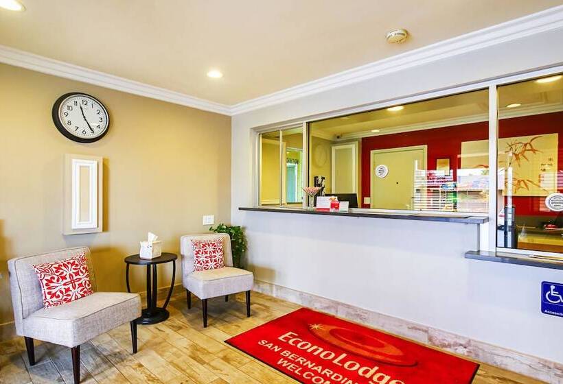 ホテル Econo Lodge San Bernardino I  215
