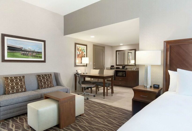 호텔 Embassy Suites Saratoga Springs