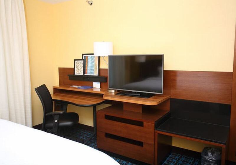 فندق Fairfield Inn & Suites By Marriott East Grand Forks