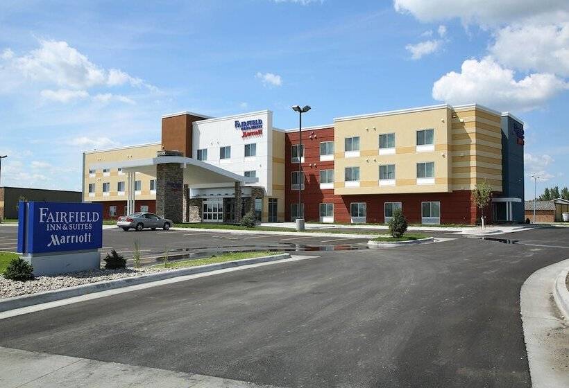 فندق Fairfield Inn & Suites By Marriott East Grand Forks