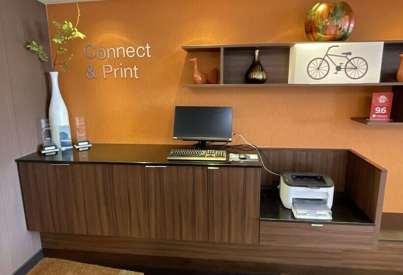 فندق Fairfield Inn & Suites By Marriott East Grand Forks