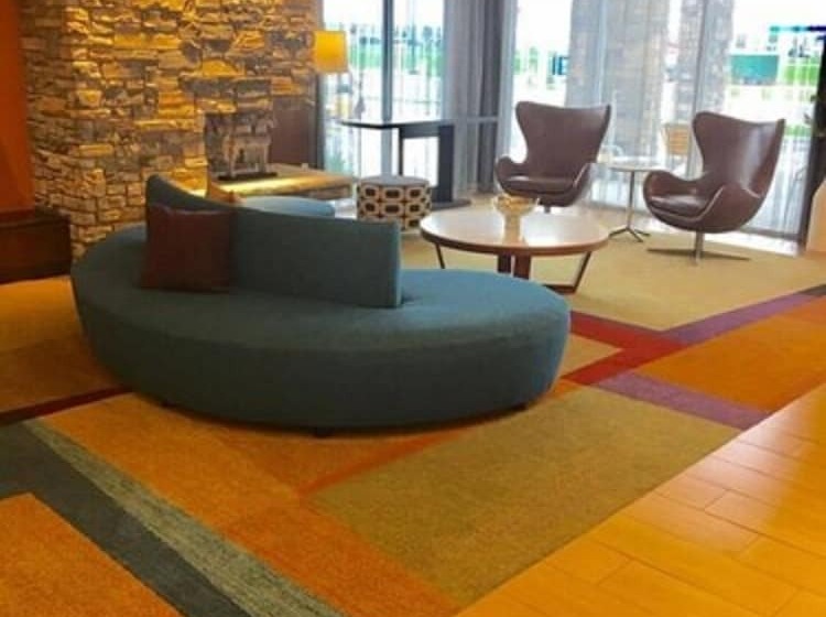 فندق Fairfield Inn & Suites By Marriott East Grand Forks