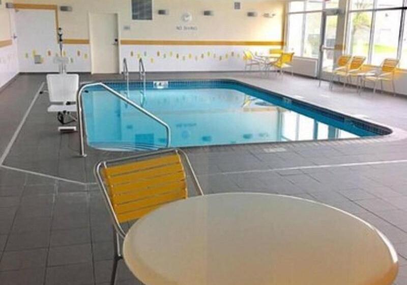 فندق Fairfield Inn & Suites By Marriott East Grand Forks