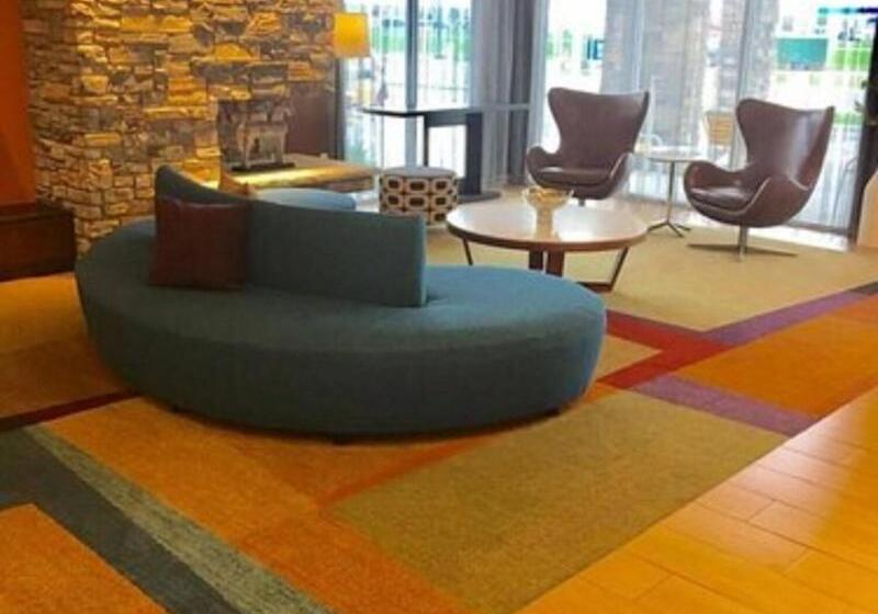 فندق Fairfield Inn & Suites By Marriott East Grand Forks