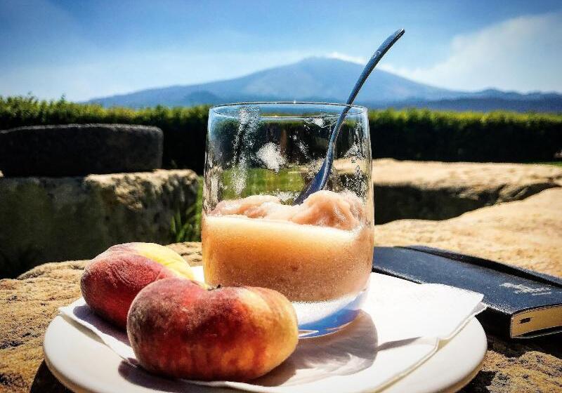 Отель La Fucina di Vulcano