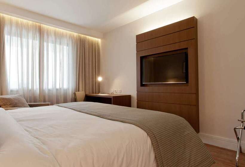 Отель Golden Tulip Sao Jose Dos Campos