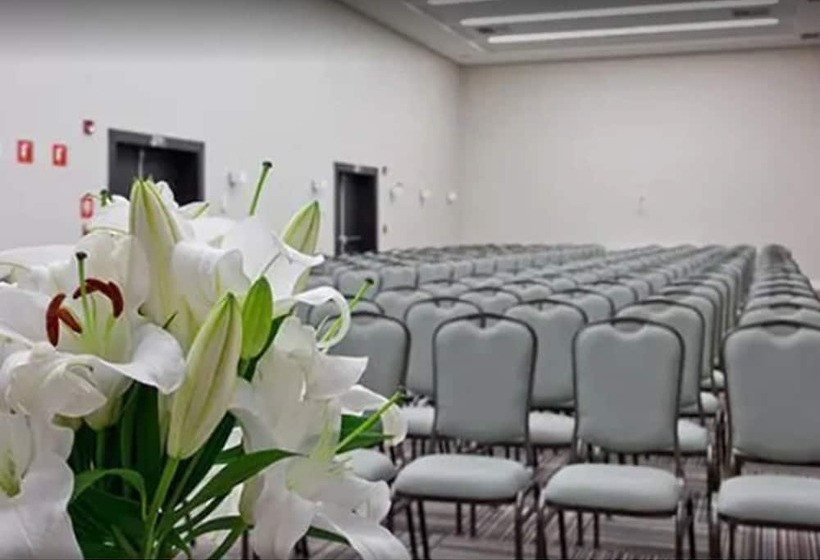 Отель Golden Tulip Sao Jose Dos Campos