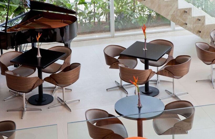 Отель Golden Tulip Sao Jose Dos Campos