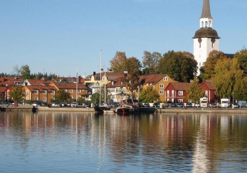 酒店 Gripsholms Värdshus