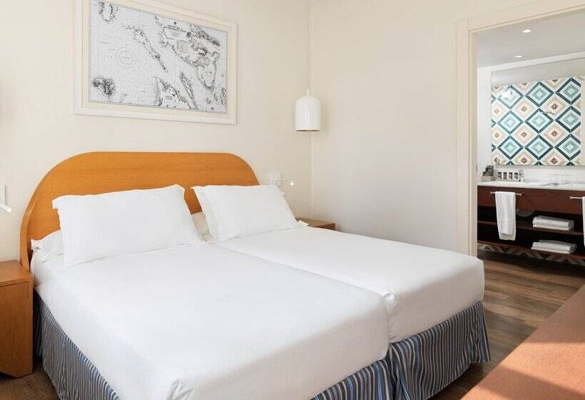 Отель H10 Ocean Suites