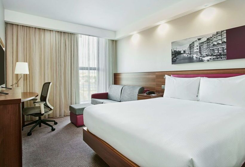 בית מלון כפרי Hampton By Hilton Bristol City Centre