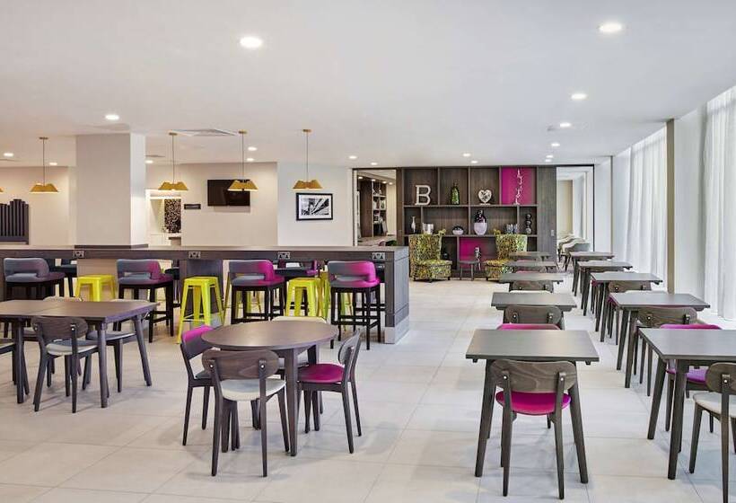 בית מלון כפרי Hampton By Hilton Bristol City Centre