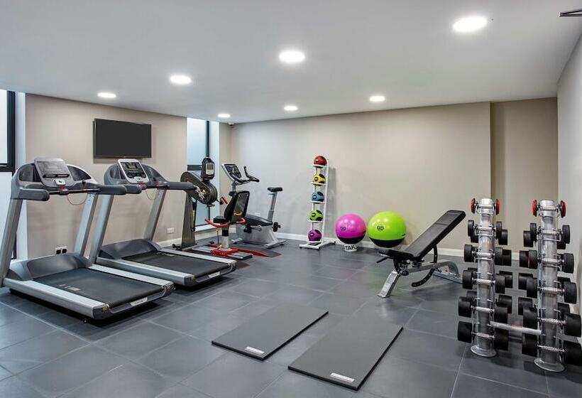 בית מלון כפרי Hampton By Hilton Bristol City Centre